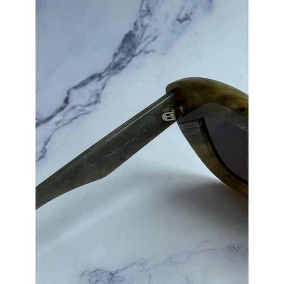 NEW Loewe LW40127I Anagram Thick Sunglasses in Green - Picture 5 of 10
